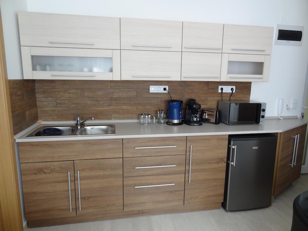 Vivi Wellness Apartman Apartment Siófok Cameră foto